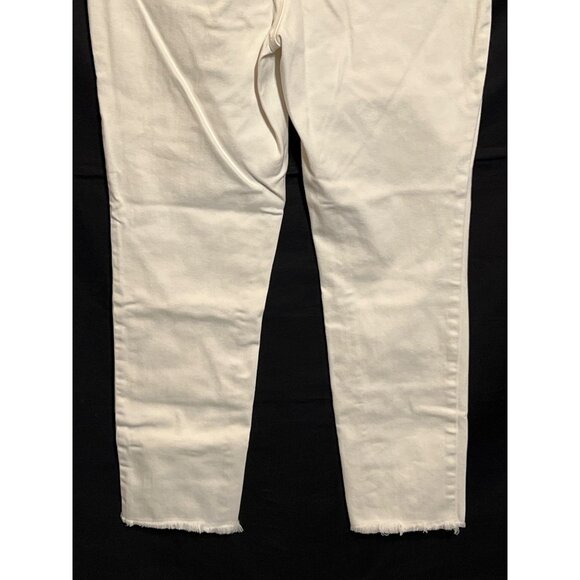 Chicos Platinum White Jeggings Size 0 Frayed Hem Stretch Denim Pants - Picture 6 of 8